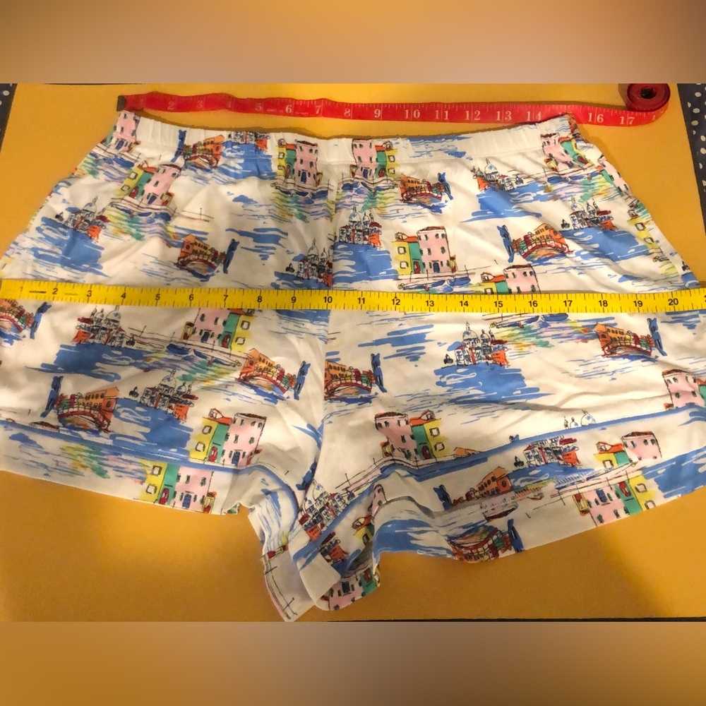 Whimsical Pajama Set JGH PRINT M TTS - Picture 11 of 11